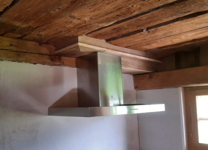 Eingebaut an ehemalige Stalltili