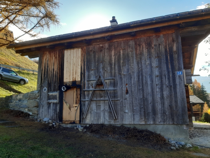 Fassade alt
