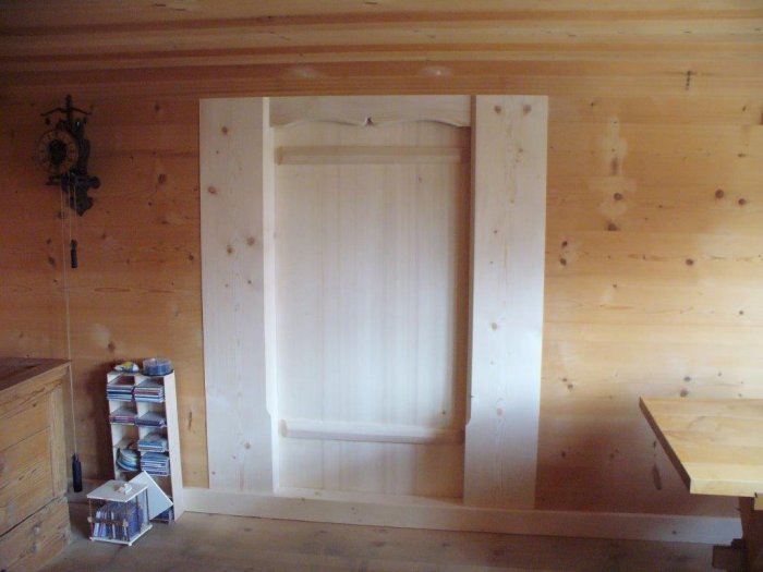 Massivholztüre mit Gratleisten